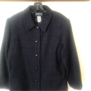Sag Harbor black jacket/blazer with highlights of silver fabric.